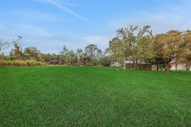 742 HIBISCUS AVENUE, Lake Wales, FL 33853