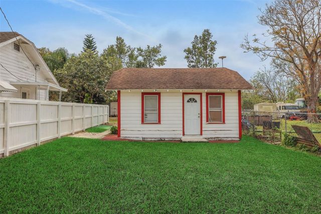 742 HIBISCUS AVENUE, Lake Wales, FL 33853