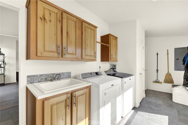 23580 LOLETA, Corning, CA 96021