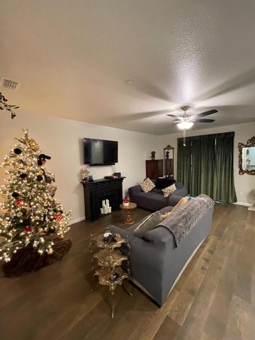 1478 Woodbury Ct, Merced, CA 95348