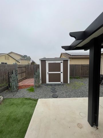 1478 Woodbury Ct, Merced, CA 95348