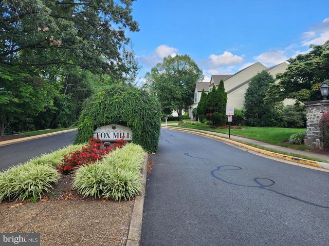 12525 FOX VIEW WAY, Reston, VA 20191