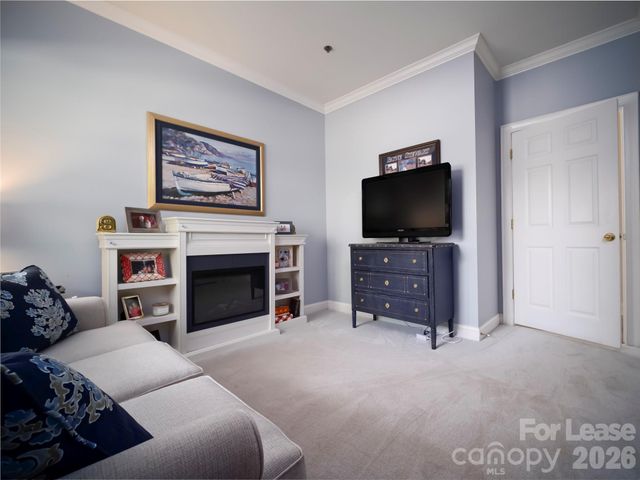 5609 Fairview Road, Charlotte, NC 28209