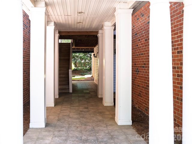5609 Fairview Road, Charlotte, NC 28209