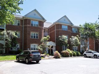 5609 Fairview Road, Charlotte, NC 28209
