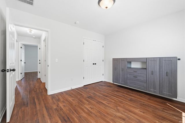 14399 Verona Lakes Passage, Fort Wayne, IN 46814