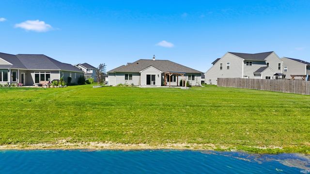 14399 Verona Lakes Passage, Fort Wayne, IN 46814