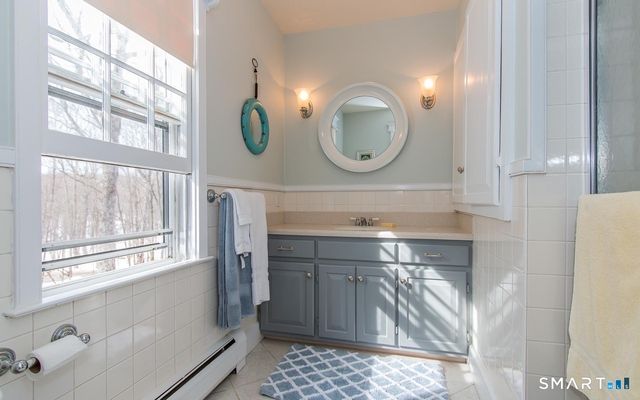 61 High Rock Road, Newtown, CT 06482