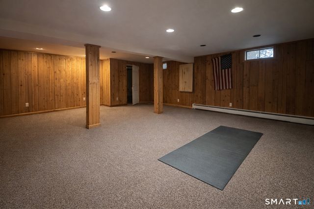 61 High Rock Road, Newtown, CT 06482