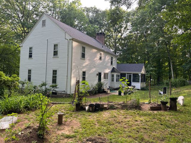 61 High Rock Road, Newtown, CT 06482