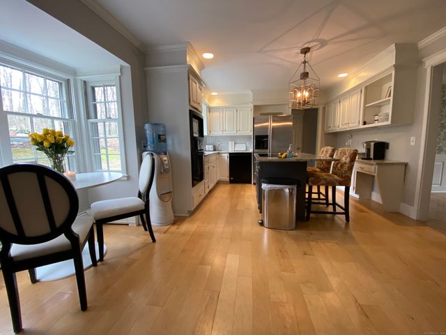 61 High Rock Road, Newtown, CT 06482