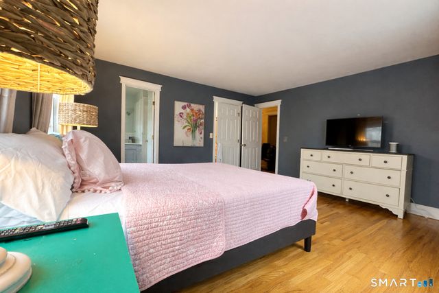 61 High Rock Road, Newtown, CT 06482