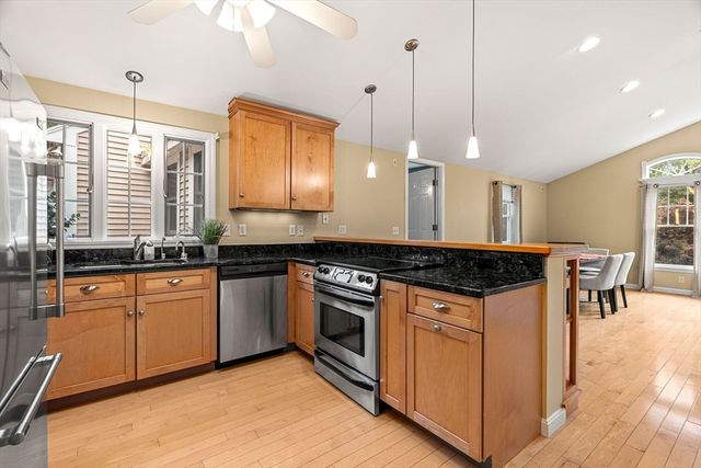 1 Tuxbury Lane, Amesbury, MA 01913