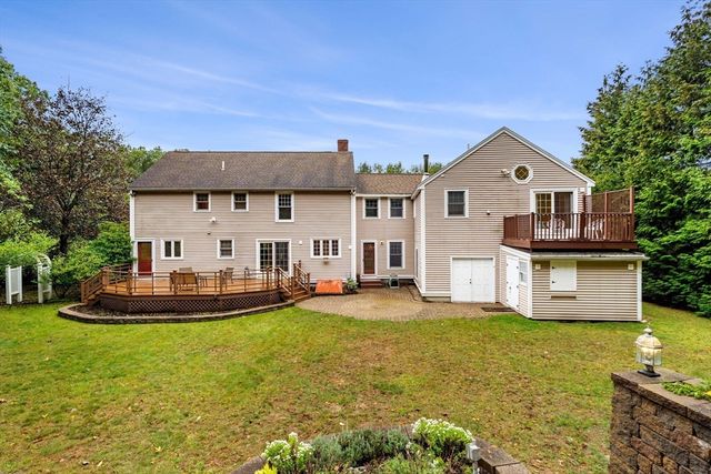 1 Tuxbury Lane, Amesbury, MA 01913