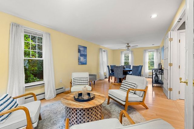 1 Tuxbury Lane, Amesbury, MA 01913