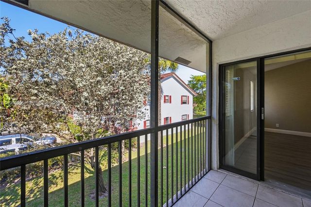 2564 NW 89th Dr 2564, Coral Springs, FL 33065