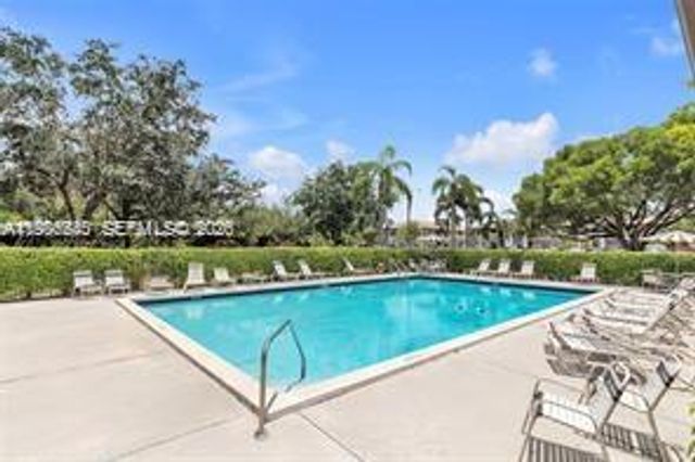 2564 NW 89th Dr 2564, Coral Springs, FL 33065