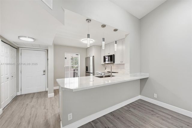 2564 NW 89th Dr 2564, Coral Springs, FL 33065