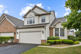 34 TWICKENHAM Court 34, Algonquin, IL 60102