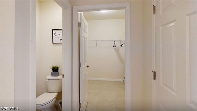 513 Nelson RD N, Cape Coral, FL 33993