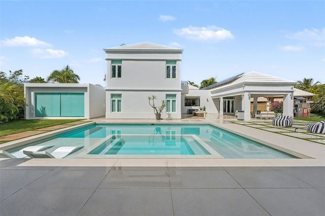 20 PASEO LAS PALMAS, Dorado, PR 00646