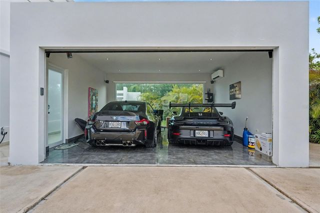 20 PASEO LAS PALMAS, Dorado, PR 00646