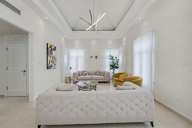 20 PASEO LAS PALMAS, Dorado, PR 00646