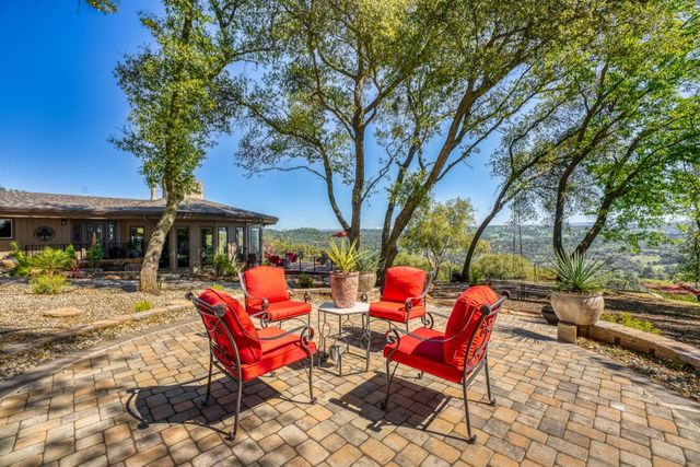 5161 Coyote Pass Rd, Shingle Springs, CA 95682