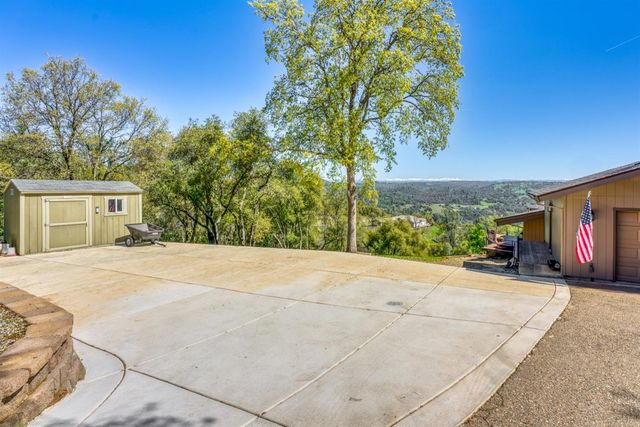 5161 Coyote Pass Rd, Shingle Springs, CA 95682