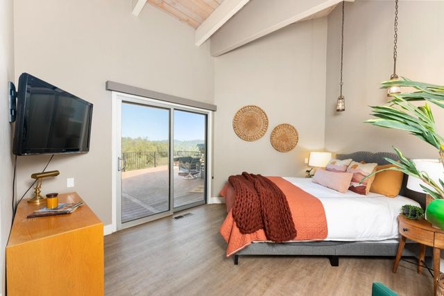 5161 Coyote Pass Rd, Shingle Springs, CA 95682