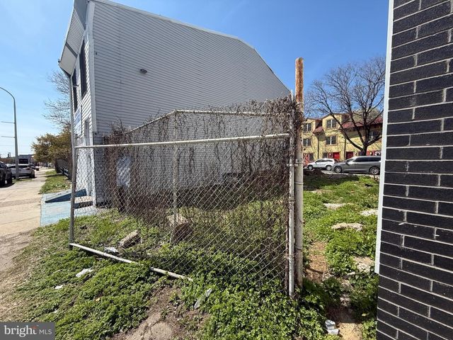 2034 GERMANTOWN AVE, Philadelphia, PA 19122
