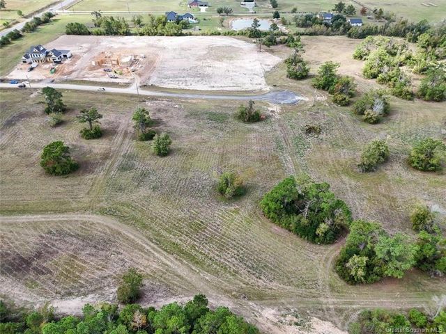 6843 Rue Des Amis Drive, Lake Charles, LA 70605