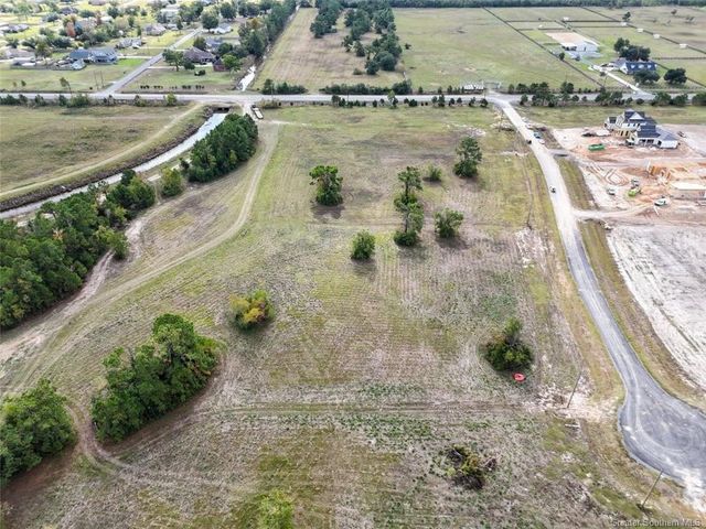 6843 Rue Des Amis Drive, Lake Charles, LA 70605