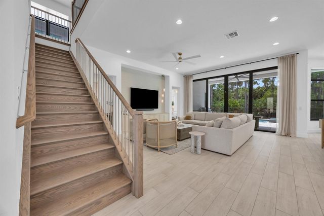 13372 Bernoulli Way, Palm Beach Gardens, FL 33418