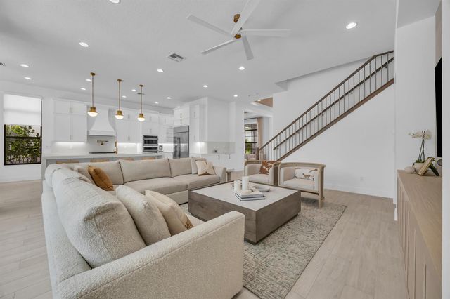 13372 Bernoulli Way, Palm Beach Gardens, FL 33418