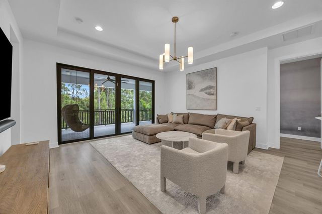13372 Bernoulli Way, Palm Beach Gardens, FL 33418
