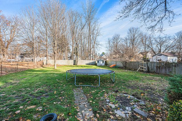 211 N Maple Street, Sturgis, MI 49091