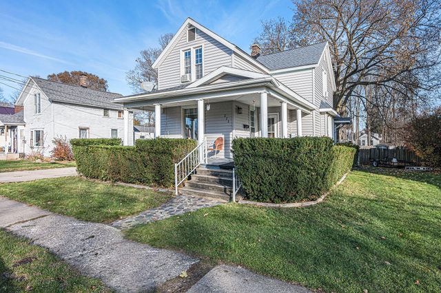 211 N Maple Street, Sturgis, MI 49091