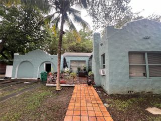 1361 NW 32nd St, Miami, FL 33142