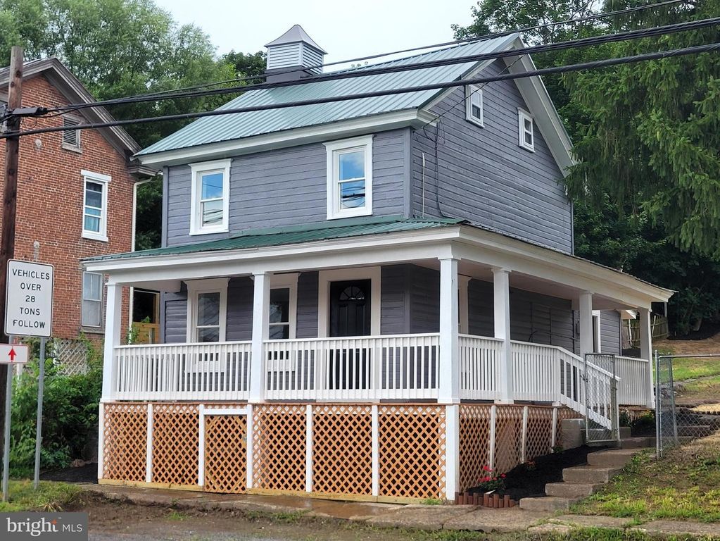 1211 MONTOUR RD, Loysville, PA 17047