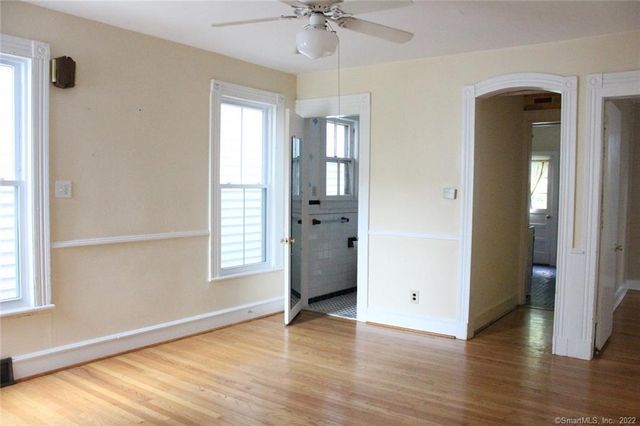 28 Cottage Street 1, New Haven, CT 06511