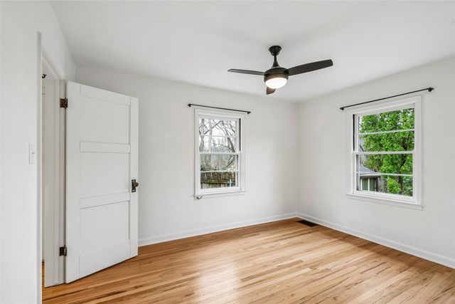 576 & 578 SW 42nd Street, Des Moines, IA 50312