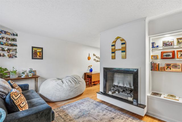 576 & 578 SW 42nd Street, Des Moines, IA 50312