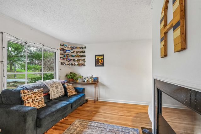 576 & 578 SW 42nd Street, Des Moines, IA 50312