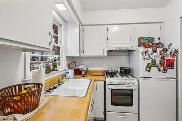 576 & 578 SW 42nd Street, Des Moines, IA 50312