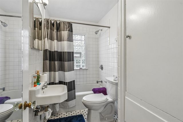 576 & 578 SW 42nd Street, Des Moines, IA 50312