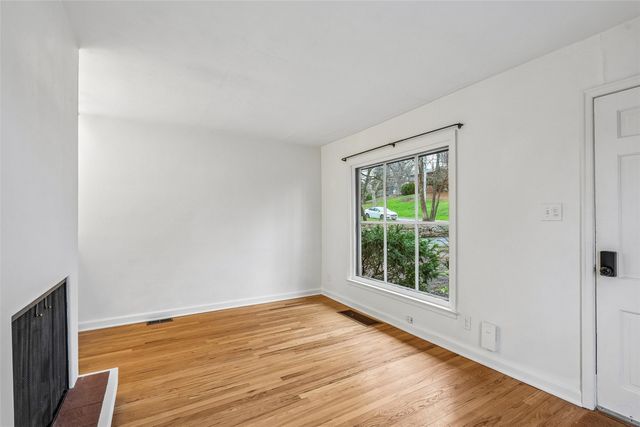 576 & 578 SW 42nd Street, Des Moines, IA 50312