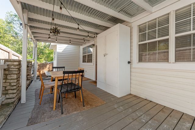 318 S Walnut Street, Weatherford, TX 76086