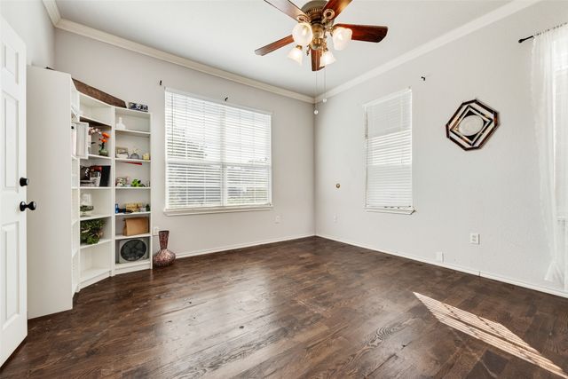 318 S Walnut Street, Weatherford, TX 76086