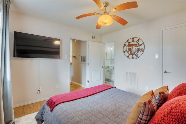 1901 Holleman Drive W 504, College Station, TX 77840